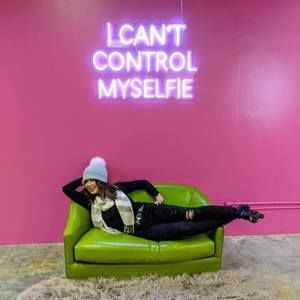 Meet your Posher, Shirley